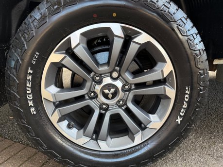 Mitsubishi L200 DI-D WARRIOR DCB 4