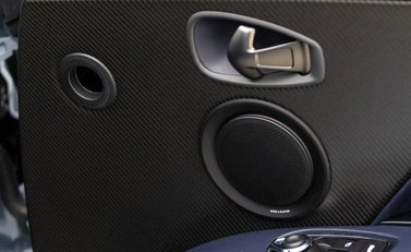 Aston Martin DBS Superleggera 18