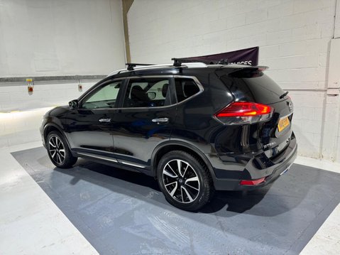 Nissan X-Trail 2.0 dCi Tekna 4WD Euro 6 (s/s) 5dr 11