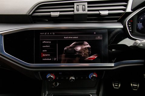 Audi Q3 TFSI S LINE BLACK EDITION 34