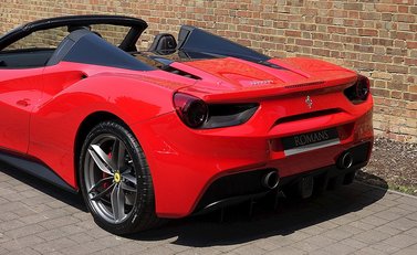 Ferrari 488 Spider 10