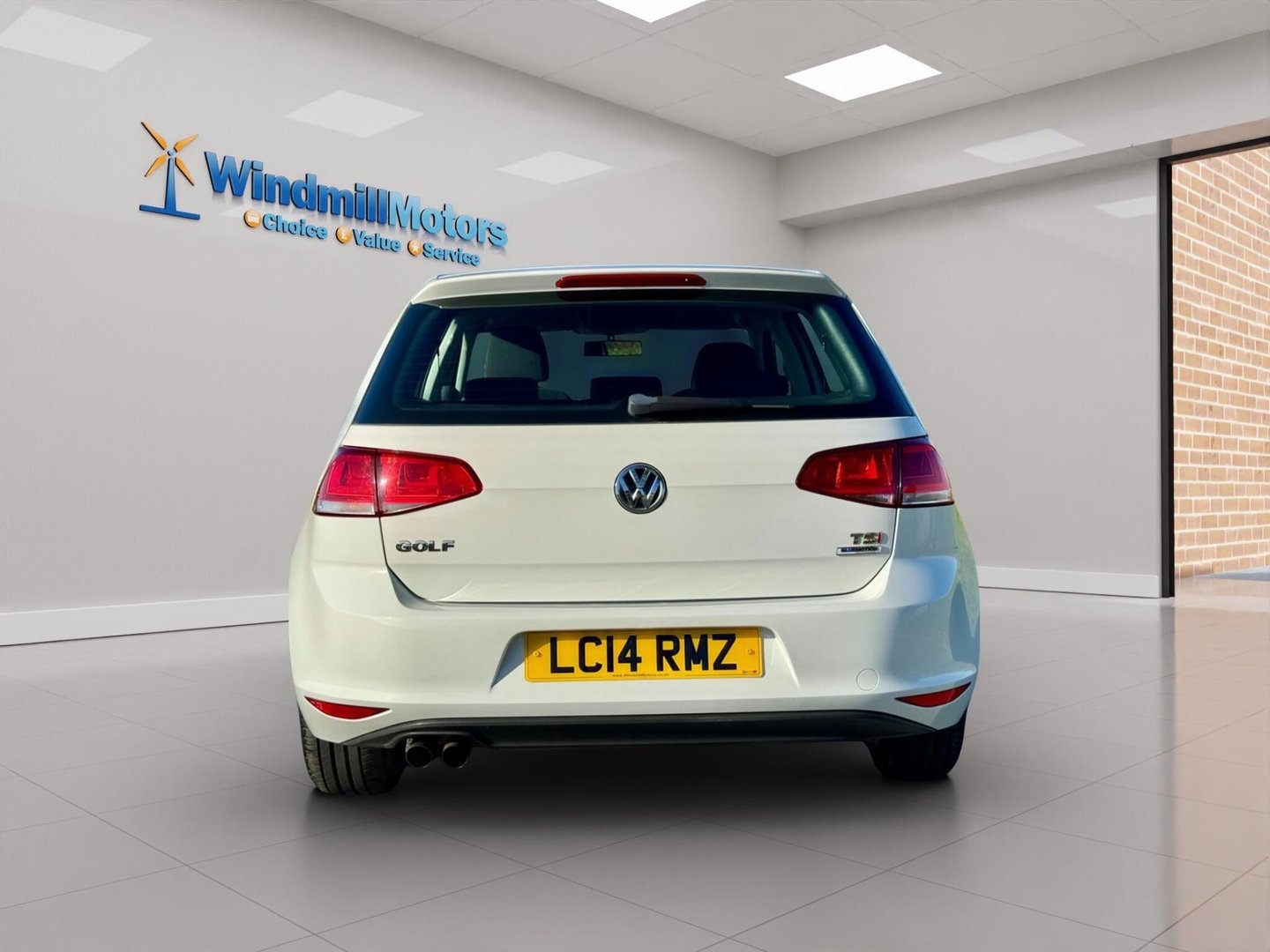 2014 Volkswagen Golf — image 8