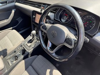 Volkswagen Passat 2.0 TDI EVO SE Nav DSG Euro 6 (s/s) 5dr