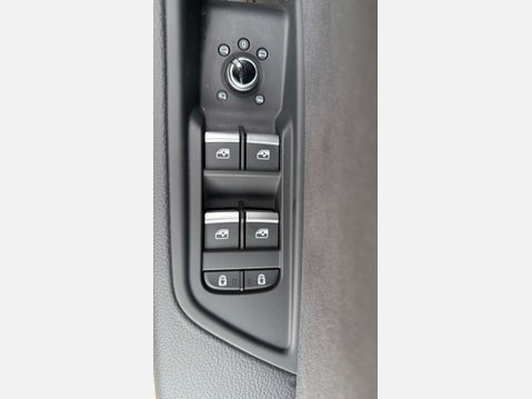 Audi A4 2.0 A4 Black Edition 40 TFSI MHEV Semi-Auto 4dr 38
