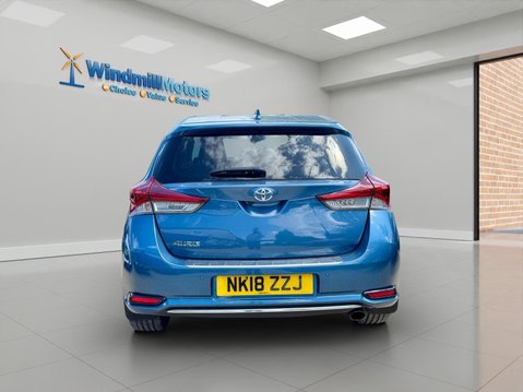 Toyota Auris 1.2 VVT-i Excel Euro 6 (s/s) 5dr 8