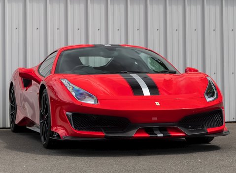 Ferrari 488 Pista 1