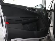 Ford B-Max TITANIUM X NAVIGATOR 43
