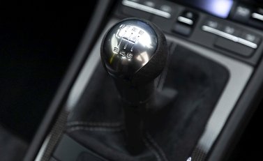 Porsche 911 GT3 (991.2) 18