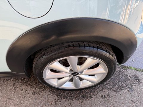 Mini Hatch 1.6 Cooper D Euro 5 (s/s) 3dr 19