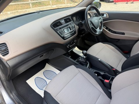 Hyundai i20 1.2 Blue Drive SE Euro 6 (s/s) 5dr 10