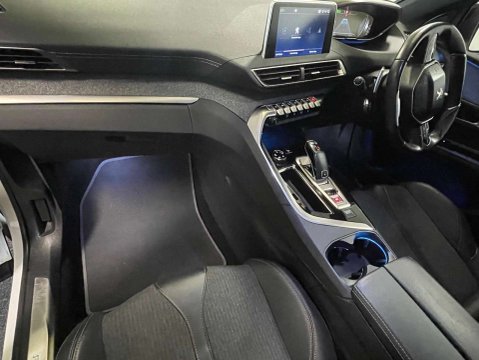 Peugeot 5008 2.0 5008 GT Line Blue HDi S/S Auto 5dr 44