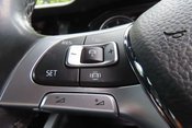 Volkswagen Touareg 3.0 TDI V6 R-Line Tiptronic 4Motion Euro 6 (s/s) 5dr 15
