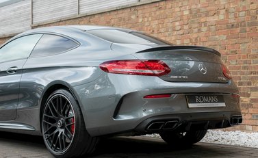 Mercedes-Benz C Class C63 S Coupe 24