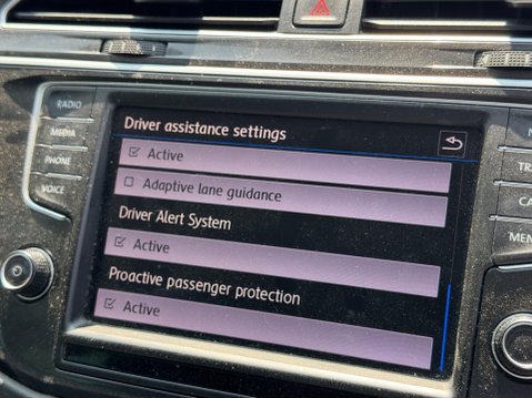 Volkswagen Tiguan 2.0 TDI BlueMotion Tech SE Navigation 4Motion Euro 6 (s/s) 5dr 20