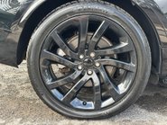 Land Rover Discovery D300 HSE Panel Van - Rear Seat Conversion / Black Pack 39