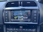 Jaguar F-Pace 2.0 D180 R-Sport Auto AWD Euro 6 (s/s) 5dr 47