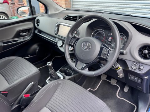 Toyota Yaris 1.5 VVT-i Icon Tech Hatchback 5dr Petrol Manual Euro 6 (111 ps) 29