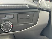 Volkswagen Transporter Crew Cab [SOLD CM] AUTO SWB L1H1 T32 Tdi Kombi Highline Air Con Sensors SEL 36
