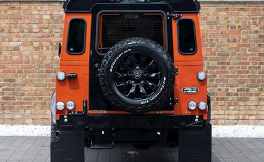 Land Rover Defender 90 Adventure Edition 5