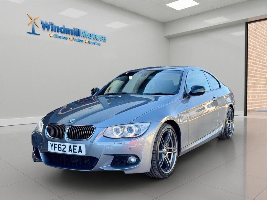 2012 BMW 3 Series — image 6
