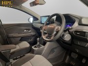 Dacia Jogger 1.6 Hybrid EXTREME MPV 5dr Petrol Hybrid Auto Euro 6 (s/s) (140 ps) 12
