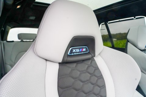 BMW X5 M COMPETITION 21