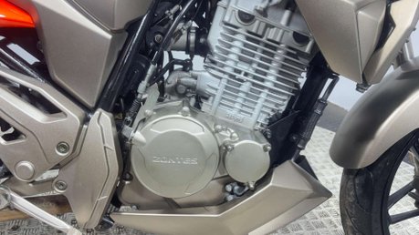 Zontes T S 2017 ONLY 3K LONG MOT NAKED 250CC 2 FORMER OWNERS 15