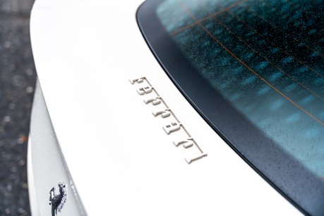 Ferrari F12 Berlinetta 4-LAYER BIANCO ITALIA PAINTWORK. CARBON FIBRE INTERIOR. JBL SOUND SYSTEM. 6