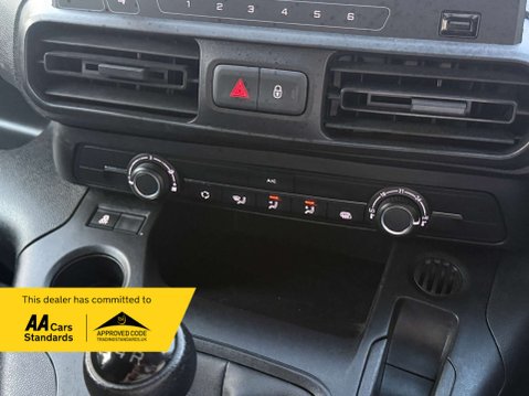 Vauxhall Combo 1.6 Combo 2300 Edition S/S 32