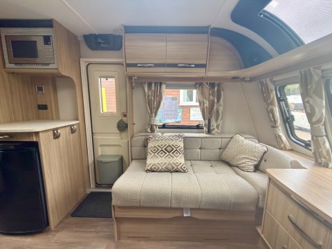 Coachman Pastiche 575 12