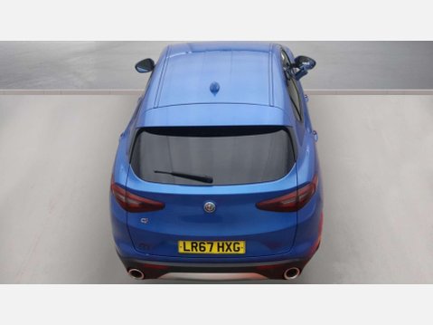 Alfa Romeo Stelvio 2.1 Stelvio Milano Edition TD AWD Auto 4WD 5dr 8