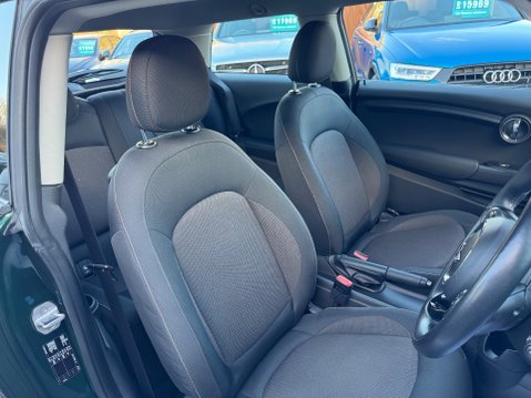 Mini Cooper 1.5 Cooper Steptronic Euro 6 (s/s) 3dr 50