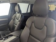 Volvo XC90 2.0 XC90 B5 MHEV AWD Auto 4WD 5dr 37