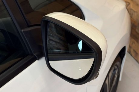 Nissan LEAF 40kWh N-Connecta Hatchback 5dr Electric Auto (150 ps) 61