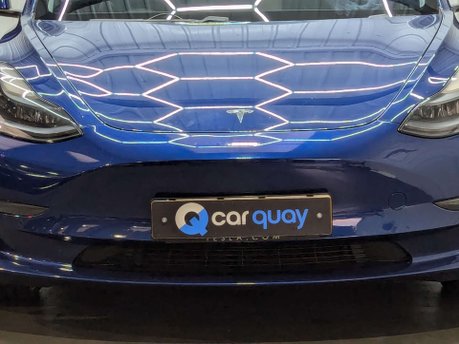 Tesla Model 3 Model 3 Long Range AWD 4WD 4dr 21