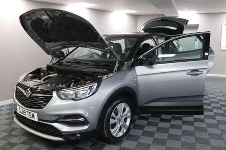 Vauxhall Grandland X SPORT NAV S/S 16