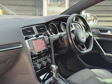 Volkswagen Golf 2.0 TSI BlueMotion Tech R Hatchback 5dr Petrol DSG 4Motion Euro 6 (s/s) (30 3