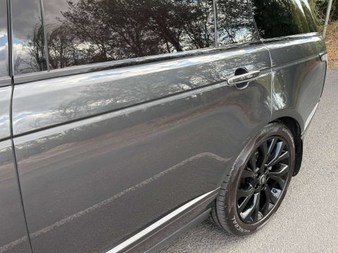 Land Rover Range Rover 4.4 Range Rover Autobiography SDV8 Auto 4WD 5dr 42
