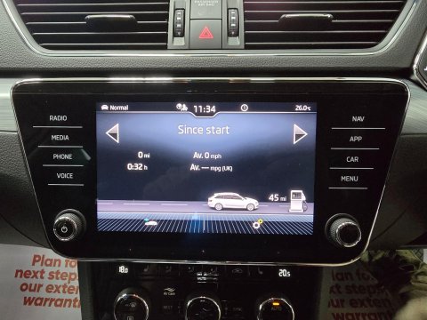 Skoda Superb 2.0 TDI SE Technology DSG Euro 6 (s/s) 5dr 31