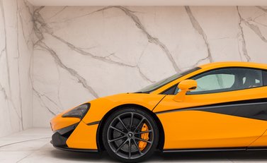 McLaren 570S 22
