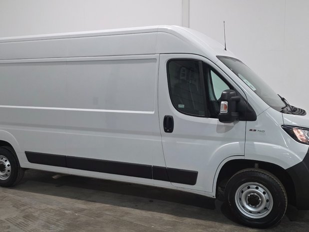 Fiat Ducato Ducato 2.3 Multijet Tecnico High Roof Van 140 3