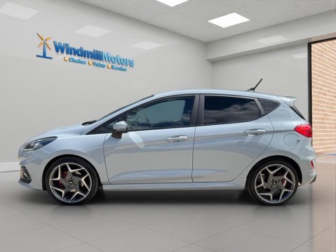 Ford Fiesta 1.5T EcoBoost ST-3 Euro 6 (s/s) 5dr 7