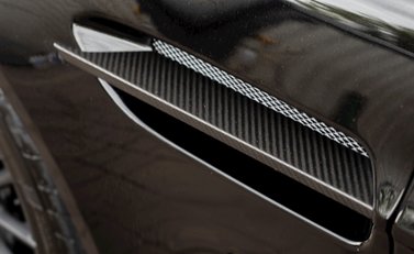 Aston Martin V12 Vantage S 26