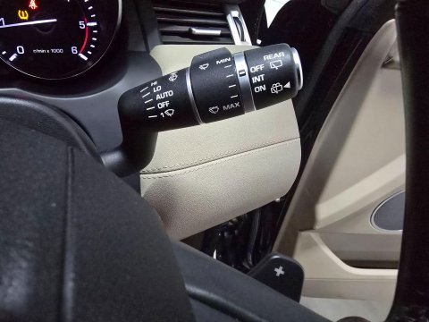 Land Rover Range Rover Evoque 2.2 SD4 Pure Tech Auto 4WD Euro 5 (s/s) 5dr 34