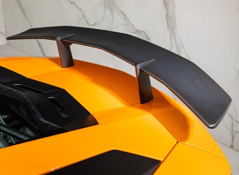 Lamborghini Aventador SV LP 750-4 42