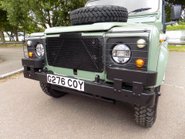 Land Rover Defender 110 2.5 Diesel 37