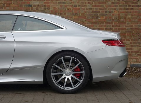 Mercedes-Benz S Class AMG Coupe 8