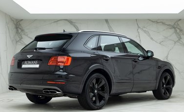 Bentley Bentayga V8 7