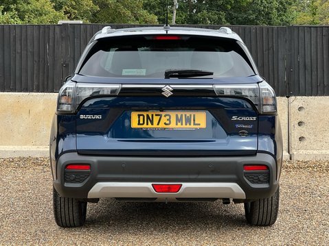 Suzuki S-Cross MOTION 8