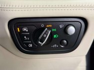 Bentley Bentayga 6.0 W12 SUV 5dr Petrol Auto 4WD Euro 6 (s/s) (608 ps) 55